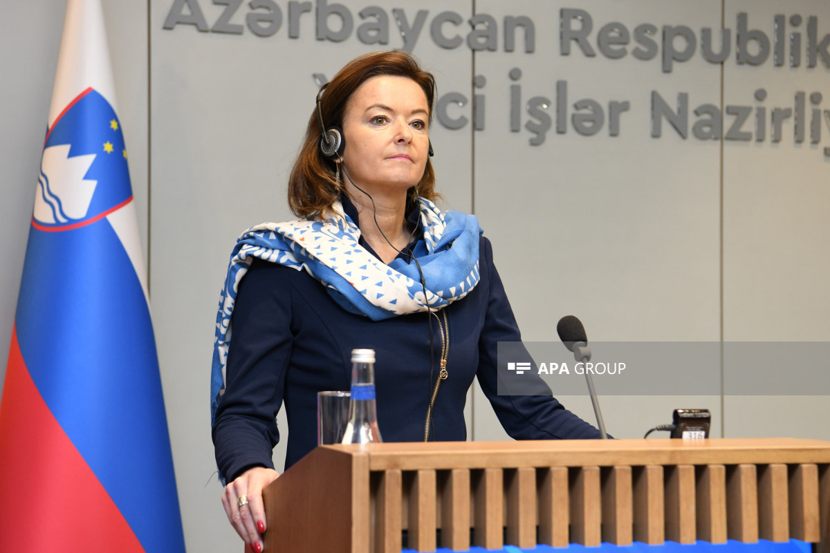 Sloveniya Respublikasının xarici işlər naziri Tanya Fayon