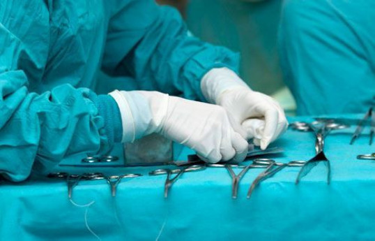 Doğuşayardım Komissiyası plastik əməliyyatlarla bağlı qadınlara xəbərdarlıq edib