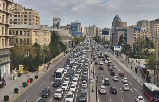 Bakıda bu yollarda sıxlıq var - SİYAHI 