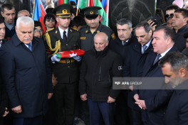 Birinci Qarabağ müharibəsində itkin düşən şəhid Mübariz Hüseynovun qalıqları Suraxanıda dəfn olunub - FOTO 