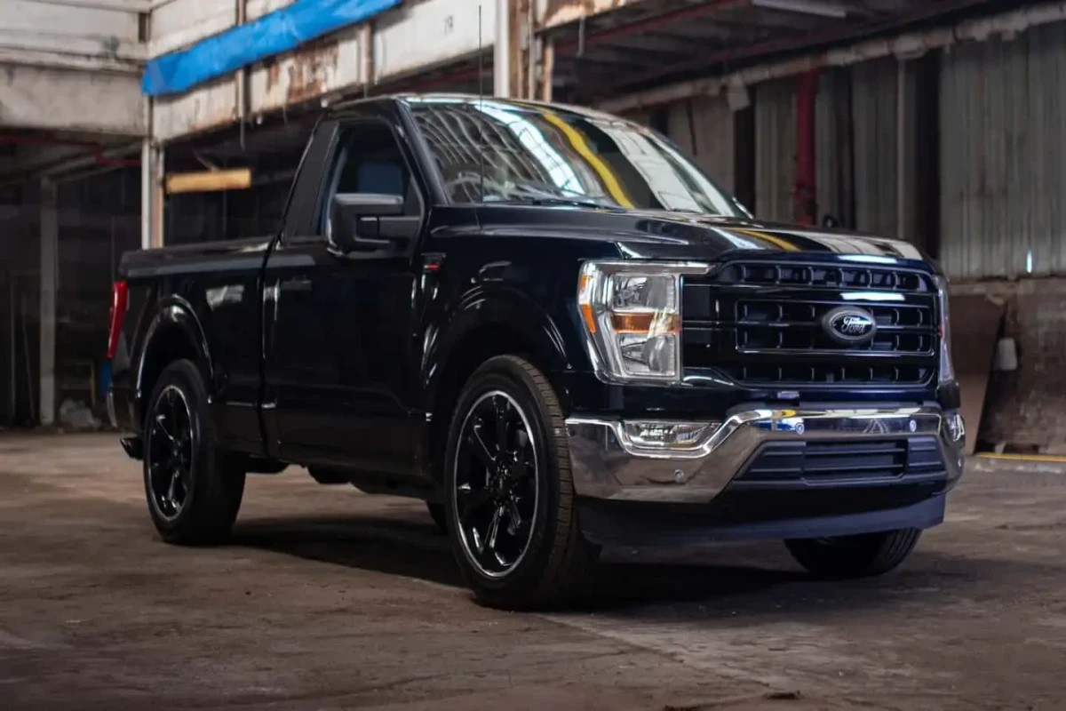“Ford” bəzi modellərin Çinə çatdırılmasını dayandırıb