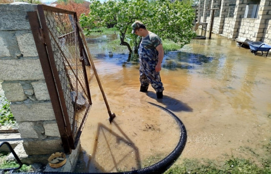 FHN: Bəzi su basmış yerlərdə tədbirlər davam etdirilib - VİDEO 