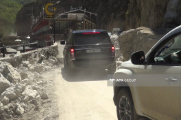 Quba-Qonaqkənd yolu açılıb, qaya parçaları ərazidən götürülür - FOTO  - VİDEO  - YENİLƏNİB 