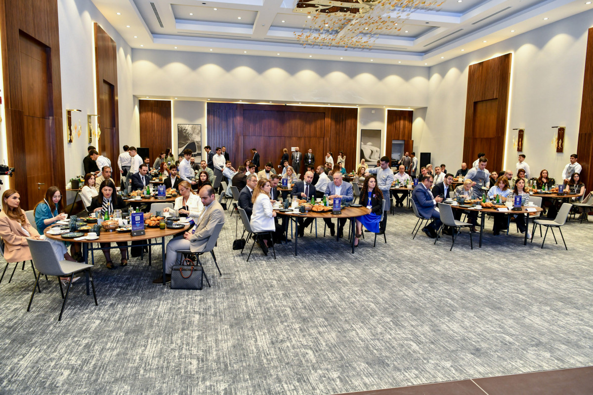 “Baku Energy Week” və “TransLogistica Caspian” sərgiləri öncəsi iştirakçılarla görüş keçirilib - FOTO 