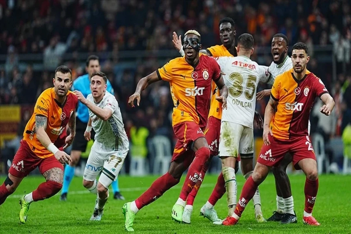 Türkiyə kuboku: “Qalatasaray” 5 qolla finala yüksəlib