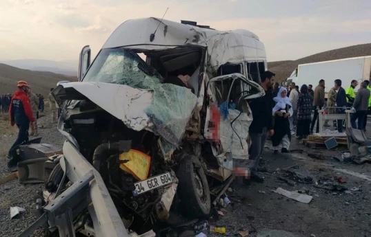 Türkiyədə yol qəzasında 6 nəfər ölüb