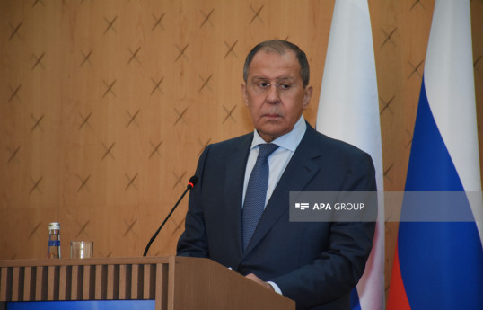Lavrov Özbəkistana səfər edib
