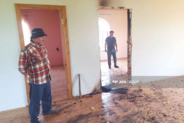 Lənkəranda evə ildırım düşüb, yanğın olub - FOTO 