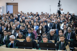 Ermənistan silahlı qüvvələrinin Azərbaycan vertolyotunu vurması ilə bağlı sənədlər məhkəmədə tədqiq olunub