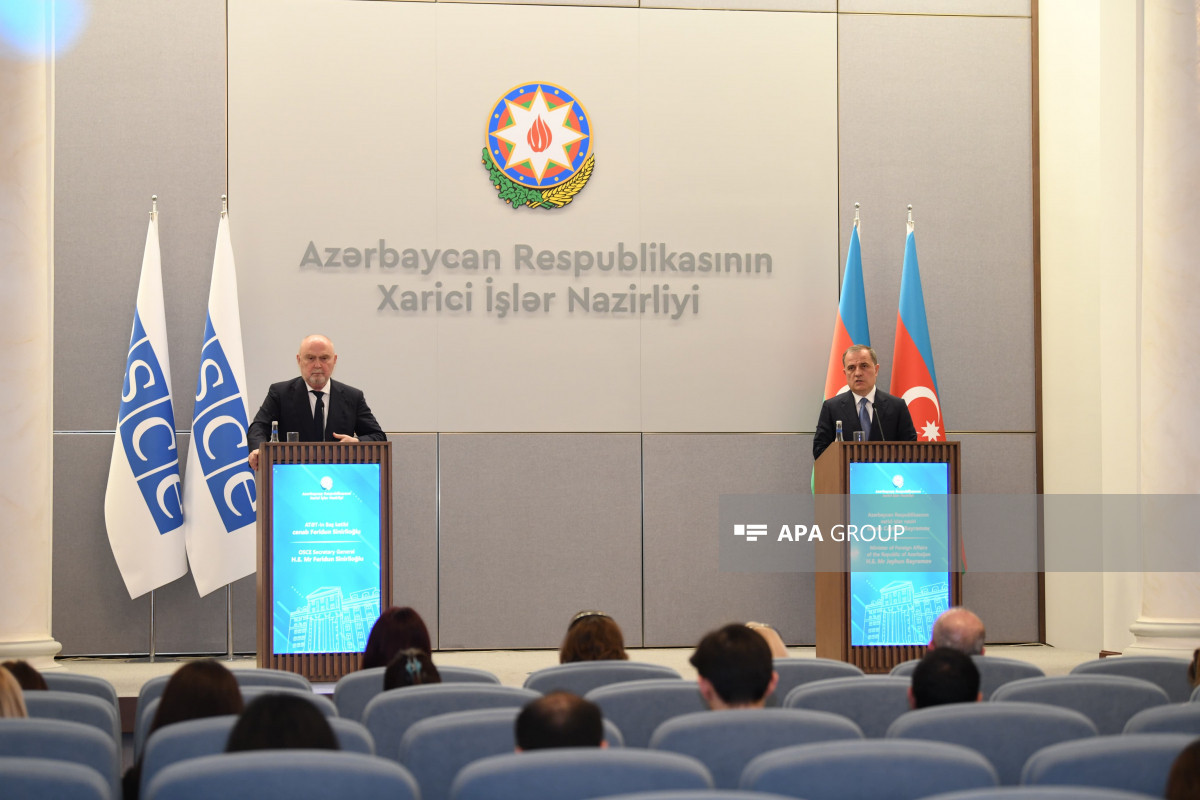 Ceyhun Bayramov ATƏT-in Baş katibi ilə müzakirə etdikləri məsələləri açıqlayıb