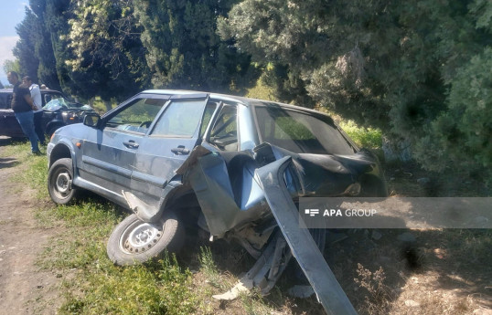 Samuxda iki avtomobil toqquşub,  xəsarət alanlar var - FOTO  - YENİLƏNİB-1 