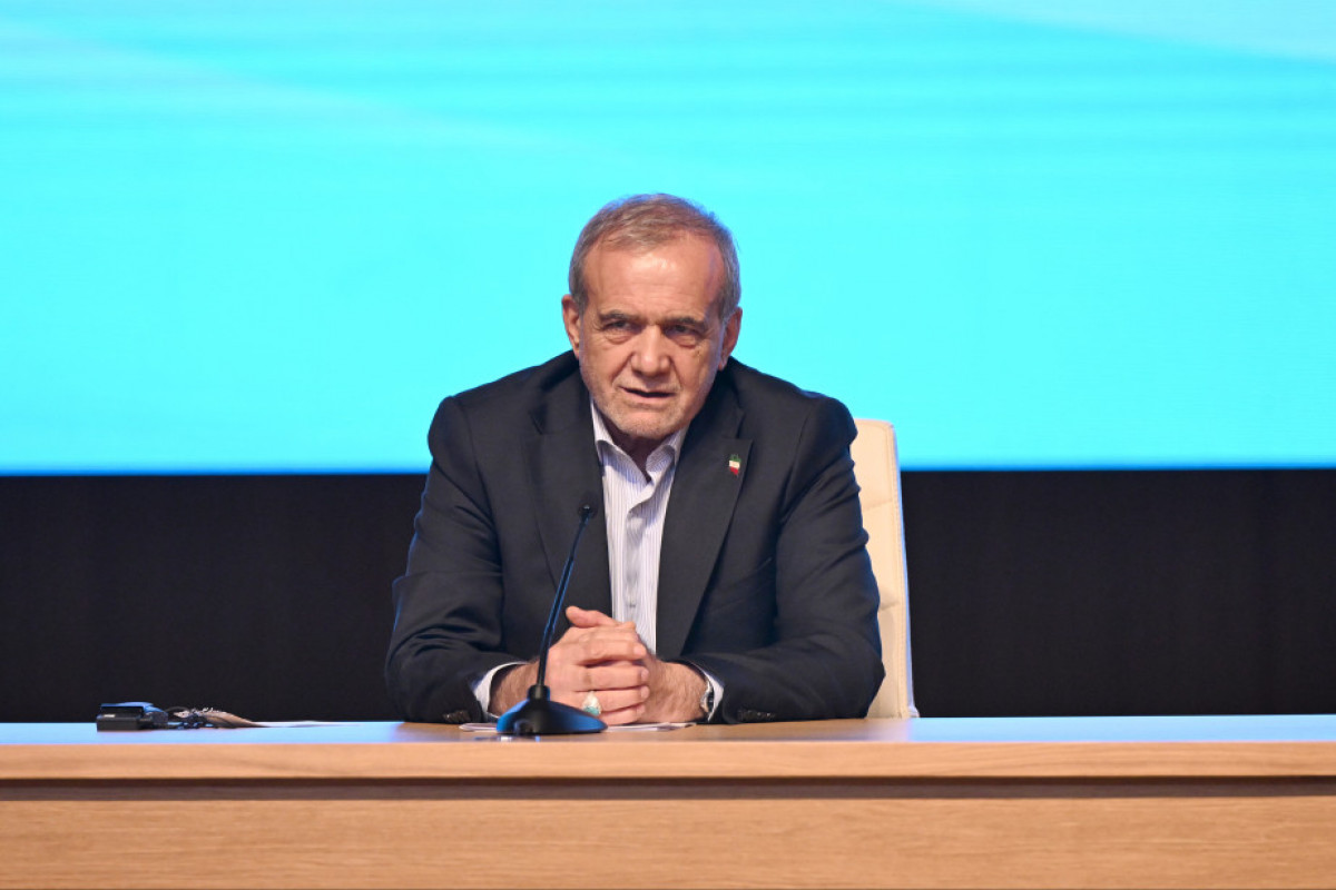 Prezident Pezeşkian: İran və Azərbaycan Şərqi Qərbə, Şimalı Cənuba birləşdirən dördyol ola bilər