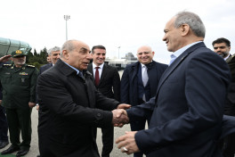 İran Prezidenti Azərbaycana rəsmi səfərə gəlib