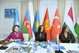 Leyla Əliyeva və Arzu Əliyeva Türk Mədəniyyəti və İrsi Fondunu ziyarət ediblər - FOTO 