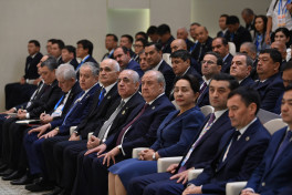 Əli Əsədov Mərkəzi Asiya dövlət başçılarının məşvərət görüşünə hazırlıq iclasında iştirak edib