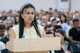 Ermənistan ordusunun hücumları nəticəsində zərər çəkmiş şəxslər məhkəmədə ifadə veriblər