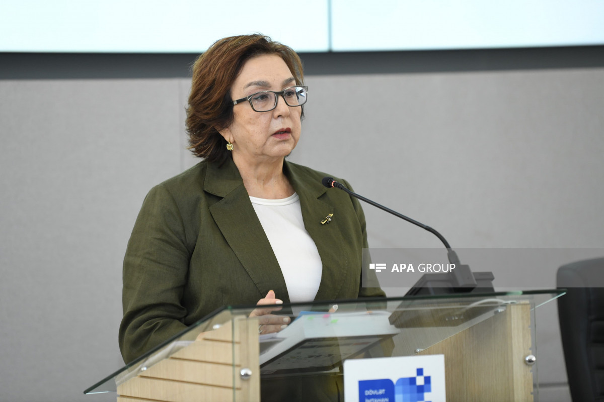 Məleykə Abbaszadə ixtisas seçimi ilə bağlı abituriyentlərə müraciət edib