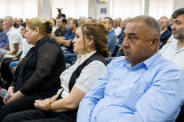 Ermənistan ordusunun hücumları nəticəsində zərər çəkmiş şəxslər məhkəmədə ifadə veriblər