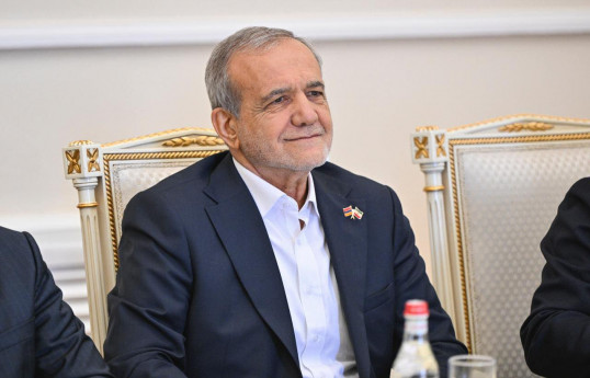 İran Prezidenti: Üçüncü qüvvələrin sərhədlər yaxınlığında olması ilə bağlı narahatlığımız aradan qaldırılmalıdır