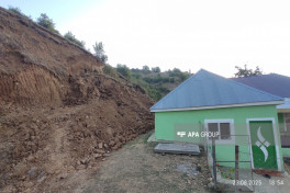 Lerikdə torpaq sürüşməsi olub, bir ev üçün təhlükəli vəziyyət yaranıb