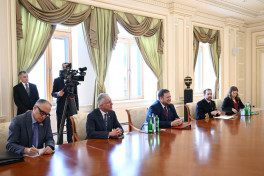 Prezident İlham Əliyev Britaniyanın dövlət nazirini qəbul edib