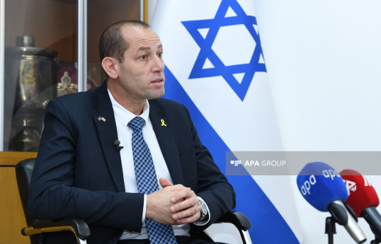 səfir Ronen Krausz