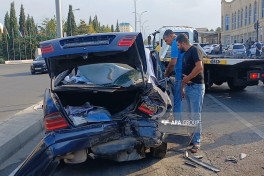 Gəncədə avtomobil qəzası olub, 5 nəfər xəsarət alıb