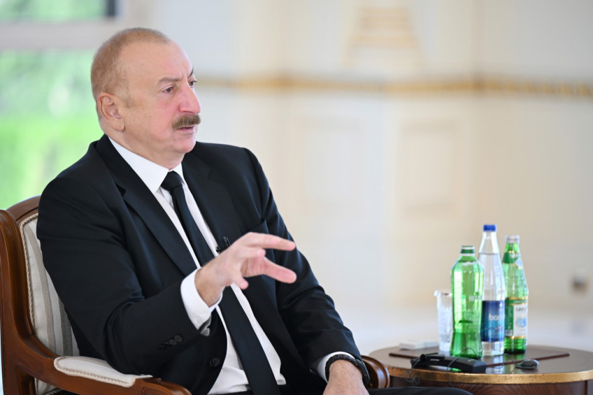 Azərbaycan lideri: İran Prezidenti mənim kimi eyni qanı daşıyır, biz eyni dildə danışırıq