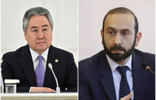 Mirzoyan qırğız həmkarını Vaşinqton görüşü barədə məlumatlandırıb