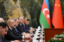 Prezident İlham Əliyevin Si Cinpin ilə görüşü keçirilib - YENİLƏNİB 2 