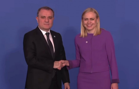 Azərbaycanın xarici işlər naziri Ceyhun Bayramov, Finlandiyanın xarici işlər naziri və ATƏT-in fəaliyyətdə olan sədri Elina Valtonen