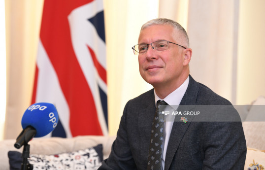Britaniya səfiri Fergus Auld