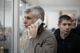 Arayik Harutyunyan və digərlərinin məhkəməsində təqsirləndirilən şəxslərin vəkillərinin müdafiə çıxışı yekunlaşıb