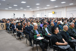 Arayik Harutyunyan və digərlərinin məhkəməsində təqsirləndirilən şəxslərin vəkillərinin müdafiə çıxışı yekunlaşıb