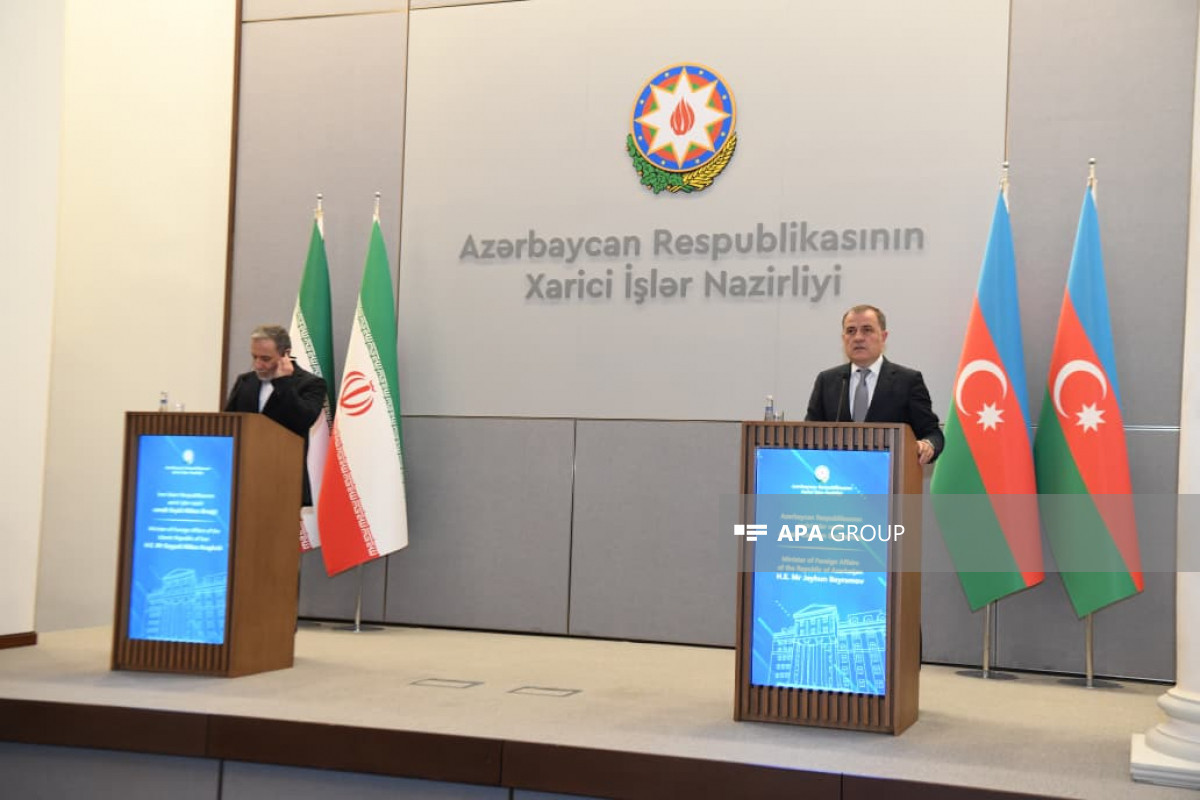 İranın XİN başçısı Abbas Əraqçi və Azərbaycanın xarici işlər naziri Ceyhun Bayramov
