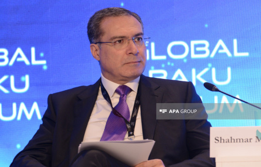 Prezidentin köməkçisi - Prezident Administrasiyasının İqtisadi məsələlər və innovativ inkişaf siyasəti şöbəsinin müdiri Şahmar Mövsümov