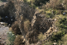 Şabranda sürüşmələr bir neçə tikilini dağıdıb - FOTO 