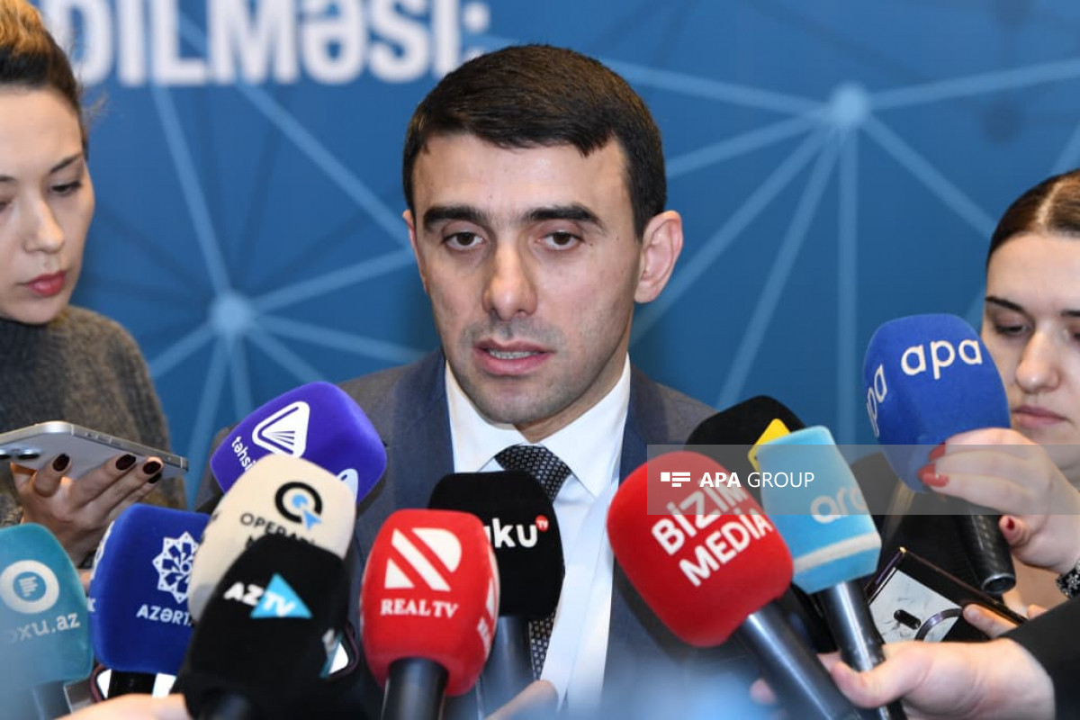 Elm və təhsil nazirinin müşaviri Elnur Əliyev