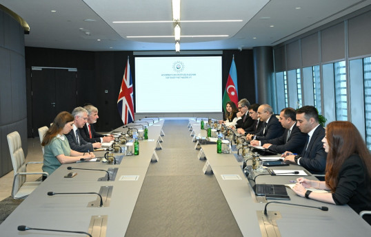Böyük Britaniya ilə müxtəlif iqtisadi sahələrdə birgə fəaliyyətin təşviqi müzakirə edilib
