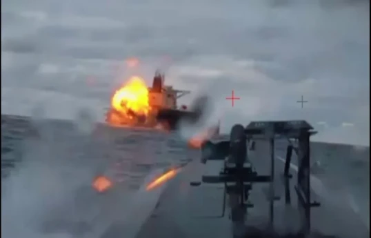 Ukrayna Rusiyanın “kölgə donanması”na məxsus daha bir tankerə zərbə endirib - VİDEO 