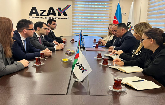 Su və Meliorasiya Elmi Tədqiqat İnstitutuna yeni akkreditasiya attestatı təqdim edilib