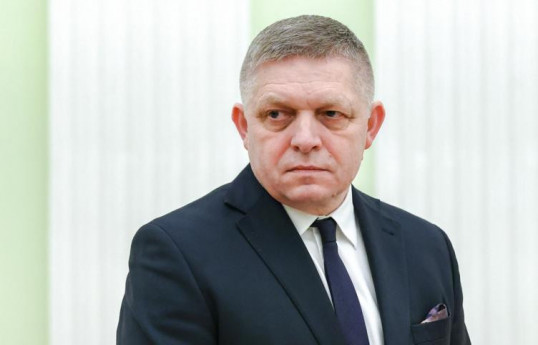 Slovakiyanın Baş naziri Robert Fitso