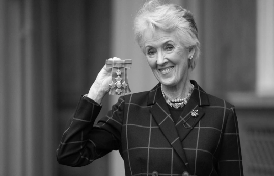 Britaniyalı yazıçı Joanna Trollop