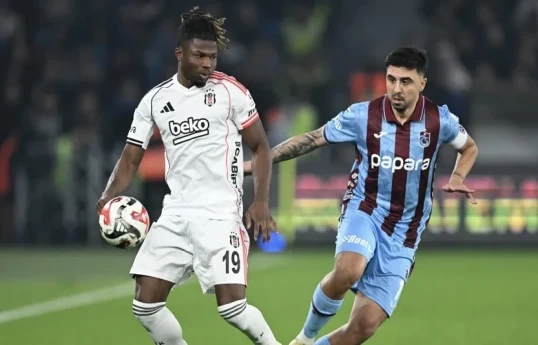 Türkiyə Super Liqası: Trabzonspor" - "Beşiktaş" 3:3