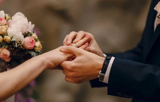 Tovuzda 14 yaşlı qızına toy edən şəxs ögey ata olub - YENİLƏNİB 