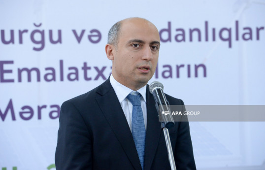 Elm və təhsil naziri Emin Əmrullayev