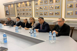 “Qaçqınkom”da İctimai Şuranın növbəti iclası keçirilib