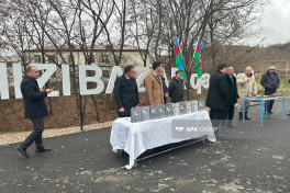 Növbəti köç Xocavəndin Qırmızı Bazar qəsəbəsinə çatıb, açarlar təqdim edilib- YENİLƏNİB  - FOTO 