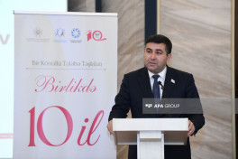 “Bir Könüllü” Tələbələrin Əməkdaşlığı İctimai Birliyinin 10 illik yubileyi qeyd olunub