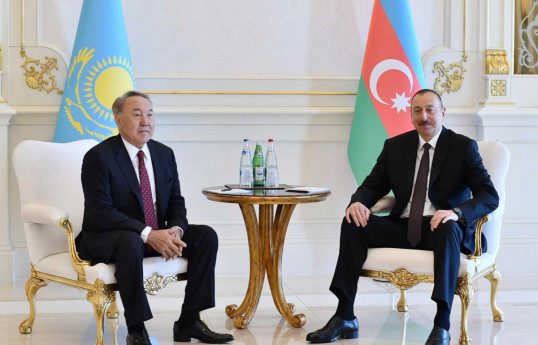 Qazaxıstan Respublikasının birinci Prezidenti Nursultan Nazarbayev, Azərbaycan Respublikasının Prezidenti İlham Əliyev